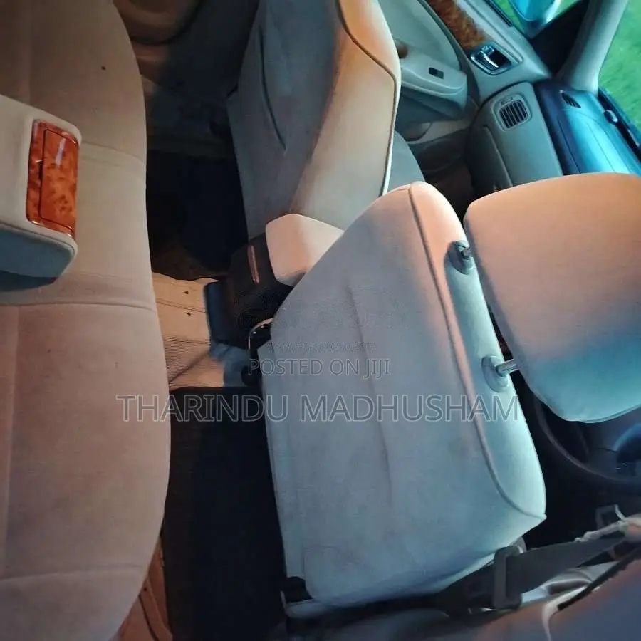 Nissan Bluebird Sylphy QG10 2001 Car (Used)