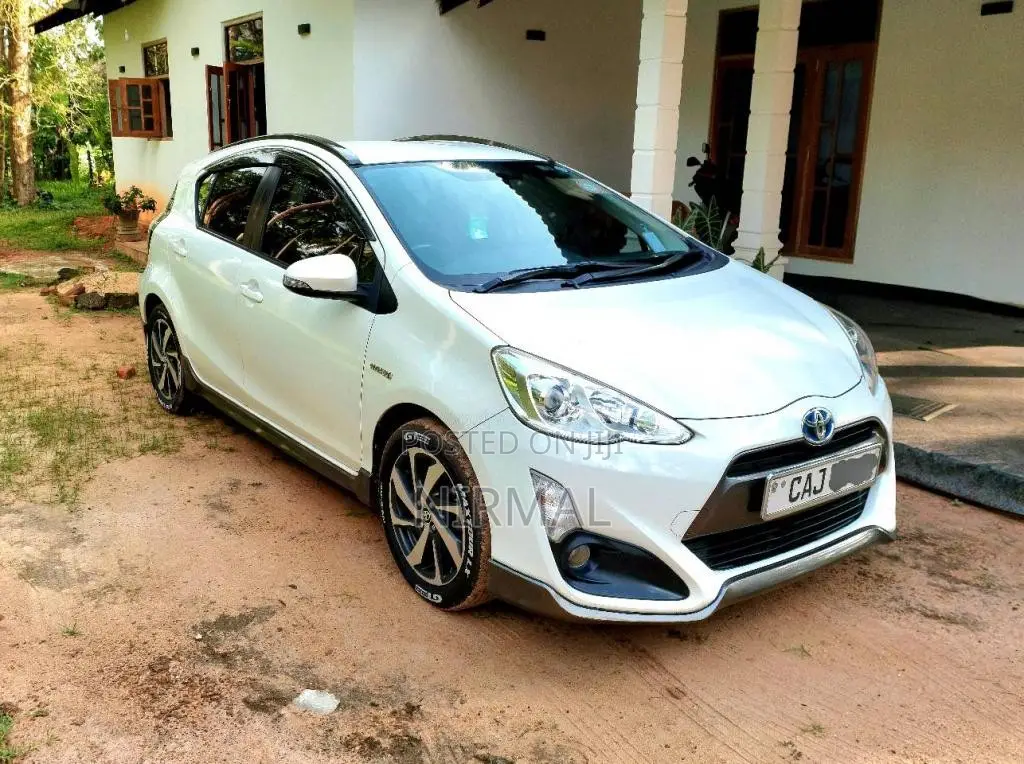 Toyota Aqua X Urban 2015 Car (Used)