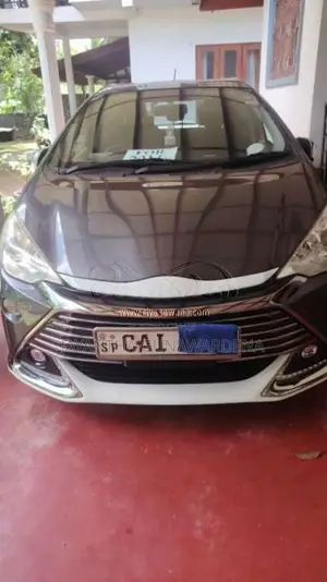 Toyota Aqua 2012 Car (Used)
