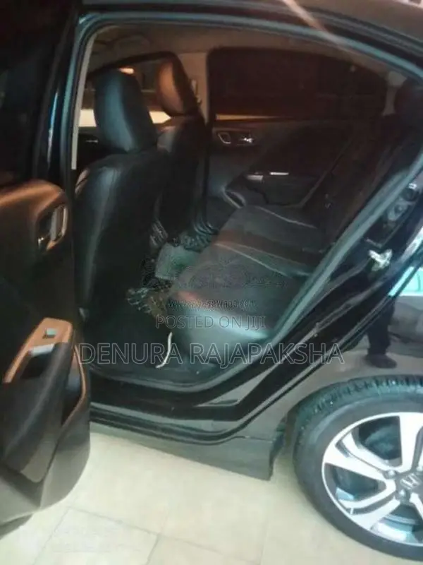 Honda Grace 2015 Car (Used)