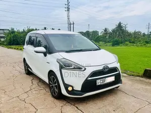 Toyota Sienta 2016 Car (Used)