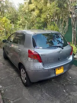 Toyota Vitz 2008 Car (Used)