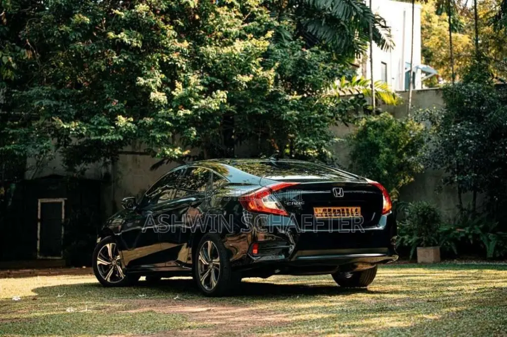 Honda Civic 2020 Car (Used)