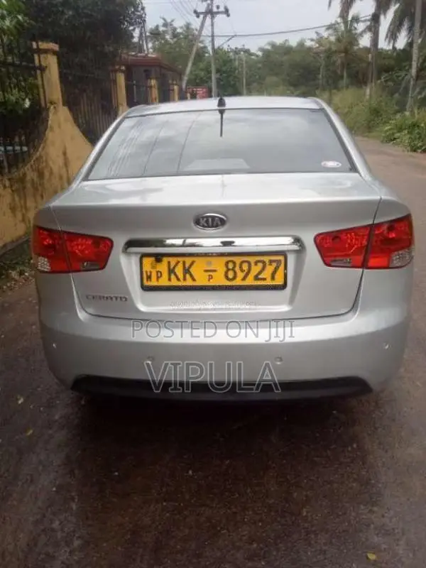 Kia Cerato 2011 Car (Used)