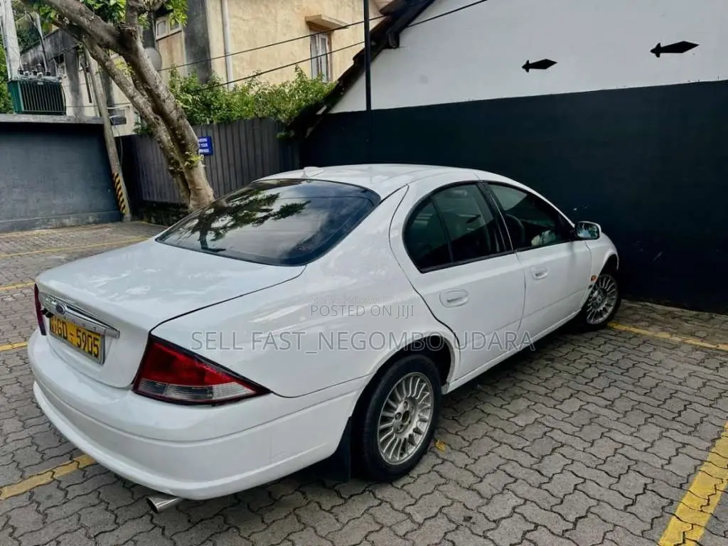 Ford Fairmont 2000 Car (Used)