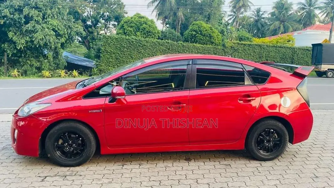 Toyota Prius 2010 Car (Used)