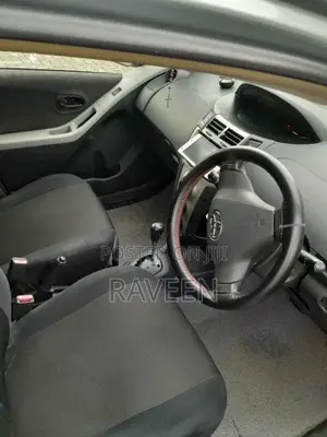 Toyota Vitz 2008 Car (Used)