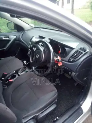 Kia Cerato 2011 Car (Used)