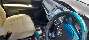 Toyota Axio G Grade 2015 Car (Used)