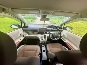 Toyota Sienta 2016 Car (Used)