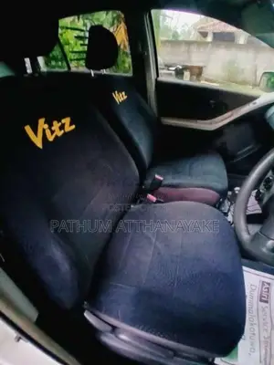 Toyota Vitz 2007 Car (Used)