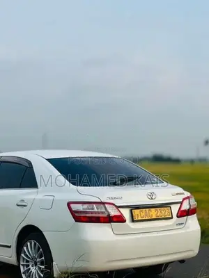 Toyota Premio 2014 Car (Used)