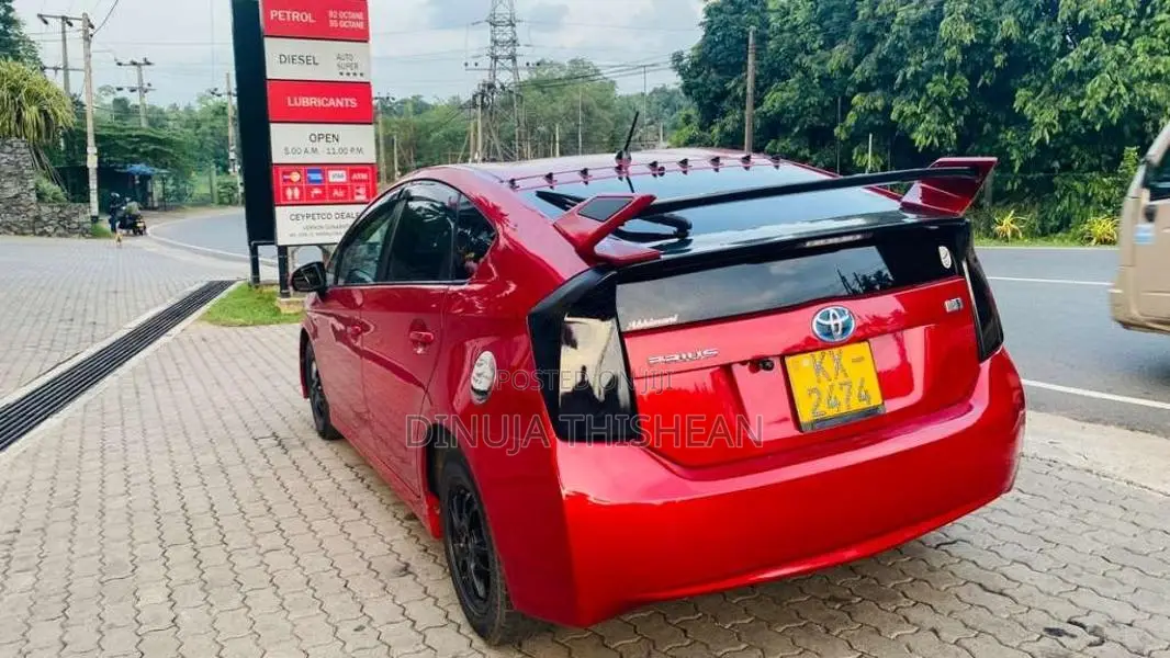 Toyota Prius 2010 Car (Used)