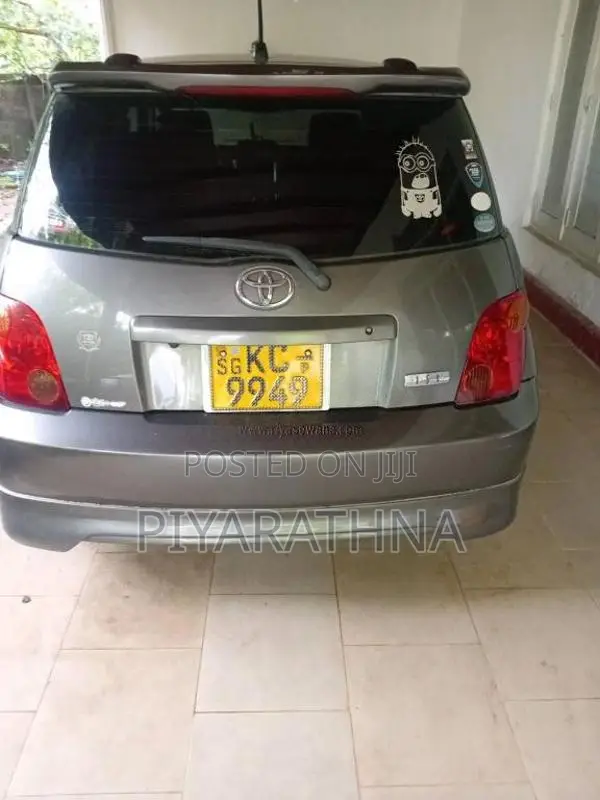 Toyota IST 2006 Car (Used)