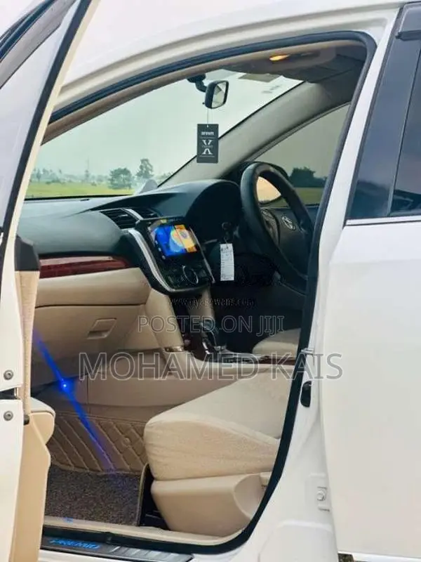 Toyota Premio 2014 Car (Used)