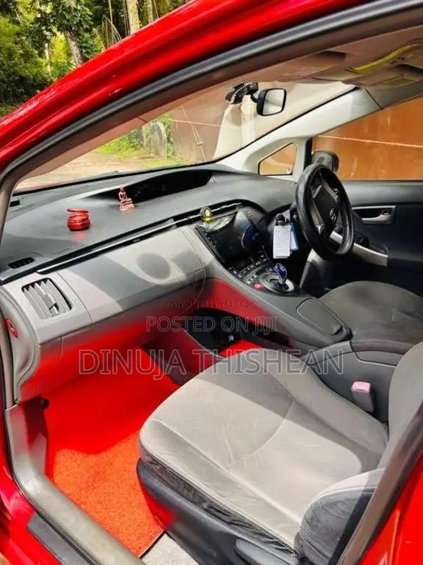 Toyota Prius 2010 Car (Used)