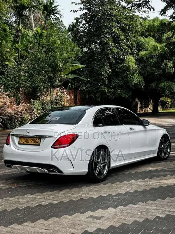 Mercedes-Benz C200 2015 Car (Used)