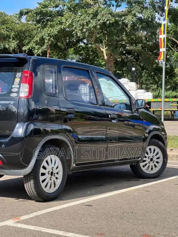 Suzuki Swift 2004 Car (Used)
