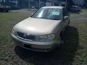 Nissan N16 2004 Car (Used)