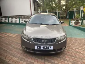 Kia Cerato 2011 Car (Used)
