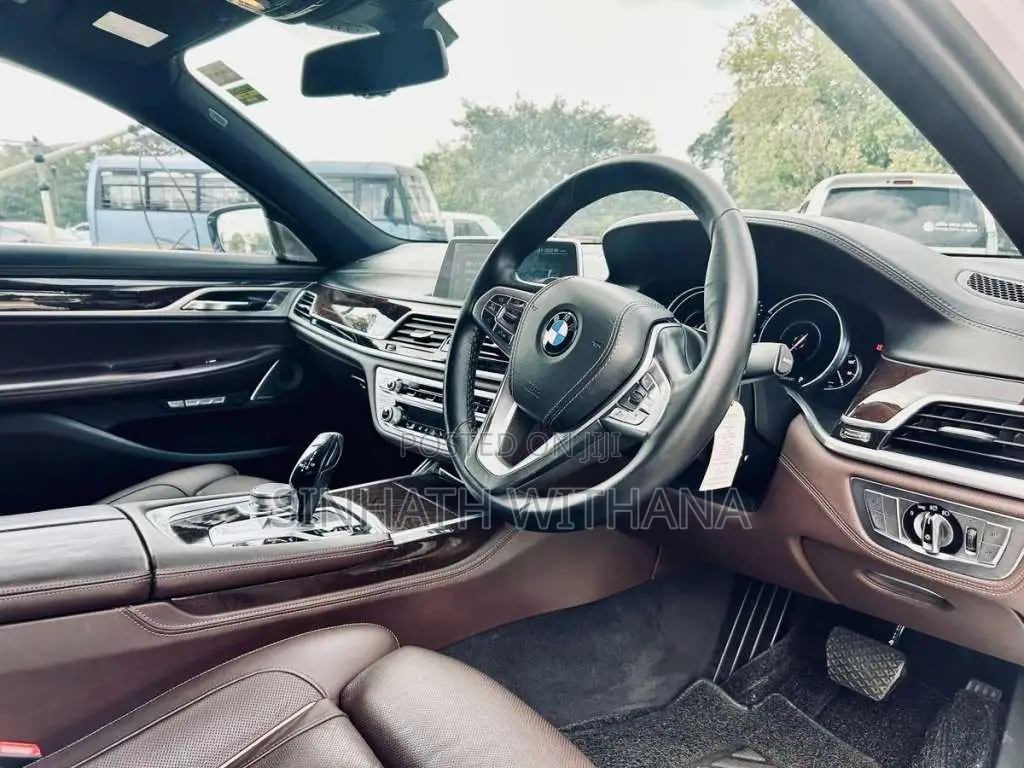 BMW 740Le LWB M-Sport Plus 2017 Car (Used)
