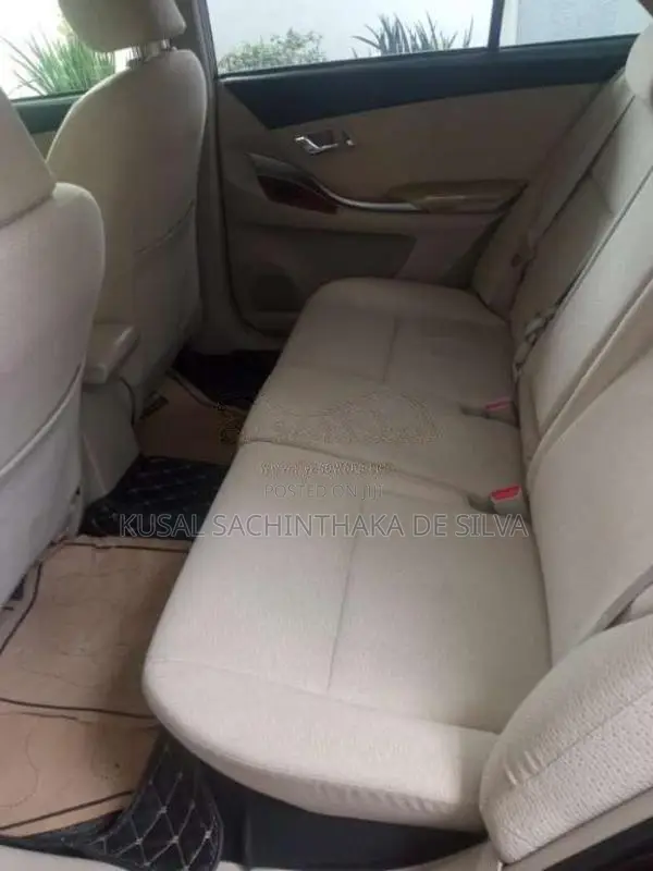 Toyota Premio 2014 Car (Used)