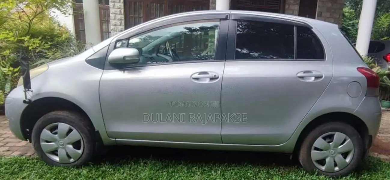 Toyota Vitz 2008 Car (Used)