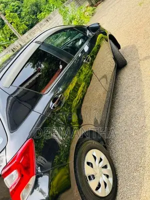 Toyota Vitz Safety 2016 Car (Used)