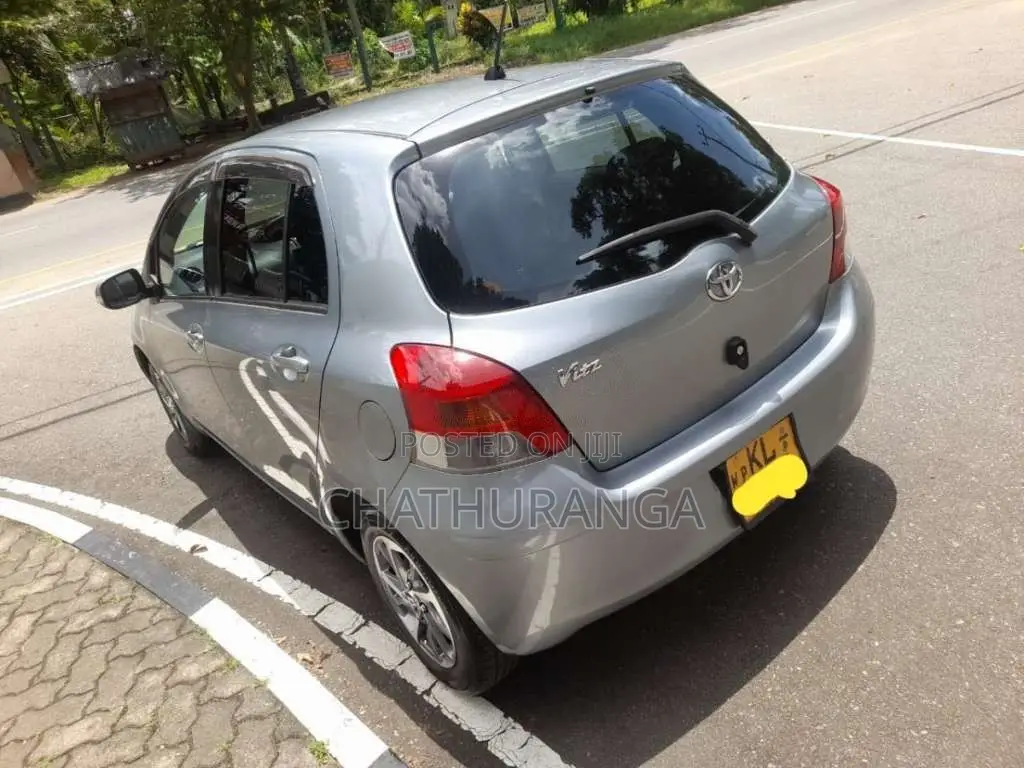Toyota Vitz 2008 Car (Used)