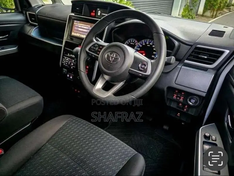Toyota Roomy 2023 Car (Used)