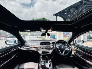 BMW 740Le LWB M-Sport Plus 2017 Car (Used)