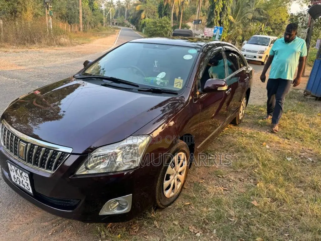 Toyota Premio 2011 Car (Used)