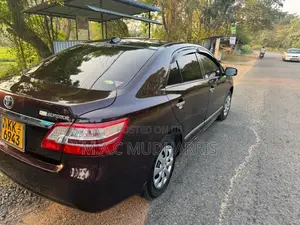 Toyota Premio 2011 Car (Used)