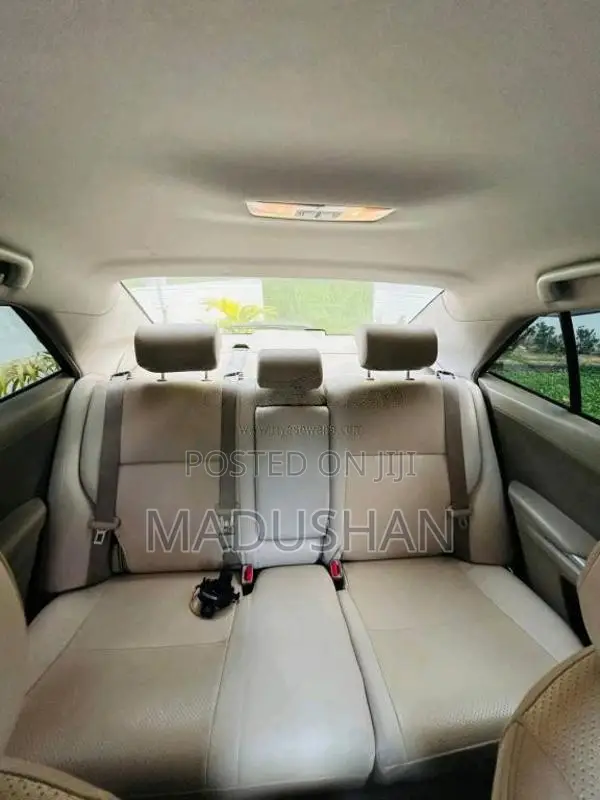 Toyota Premio 2011 Car (Used)