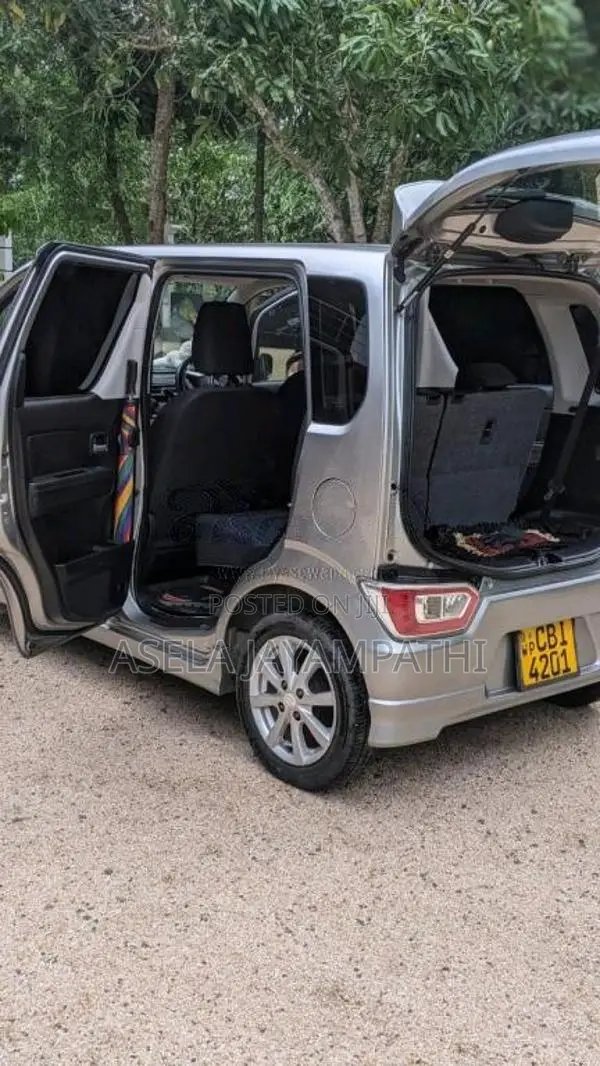 Suzuki Wagon R FZ 2018 Car (Used)