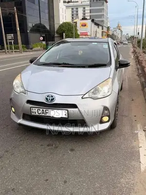 Toyota Aqua S Grade 2014 Car (Used)