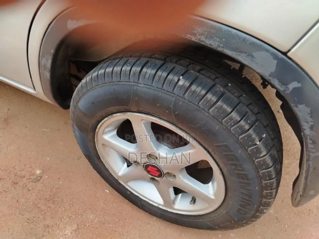 Suzuki Swift 2006 Car (Used)