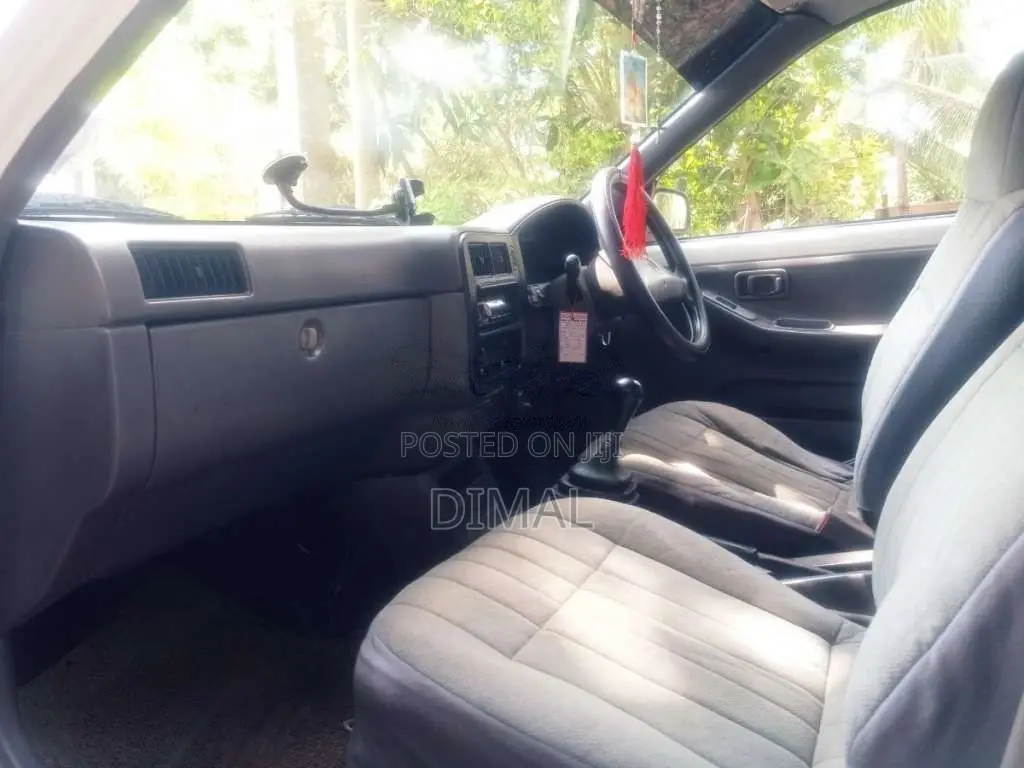 Nissan Y10 1993 Car (Used)