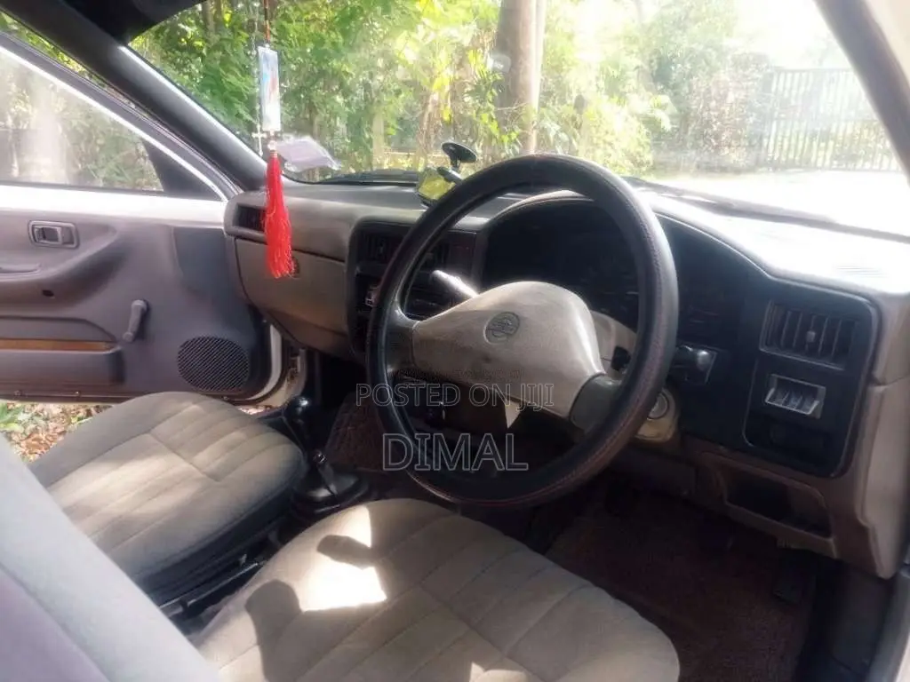 Nissan Y10 1993 Car (Used)