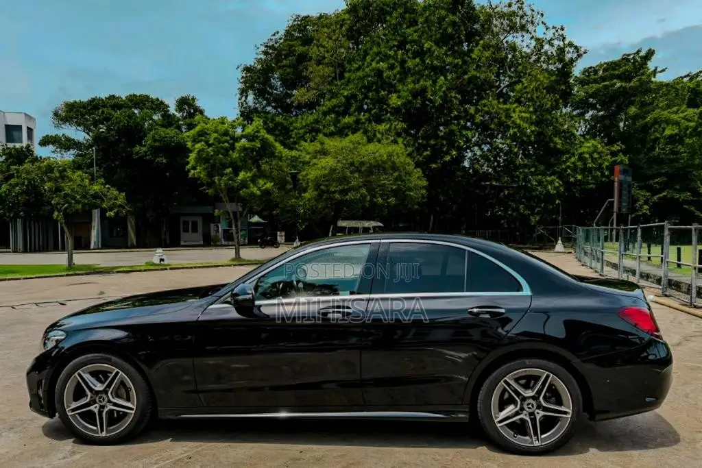 Mercedes-Benz C200 Premium Plus 2019 Car (Used)
