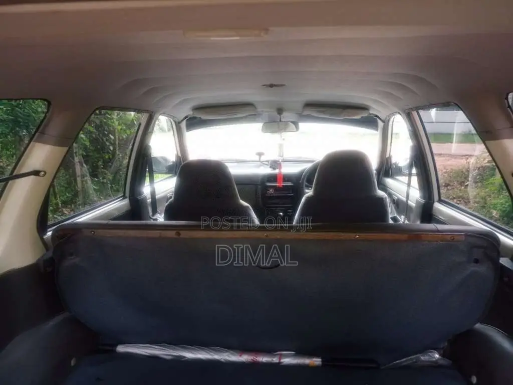 Nissan Y10 1993 Car (Used)