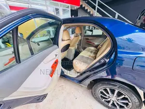 Toyota Axio 2010 Car (Used)