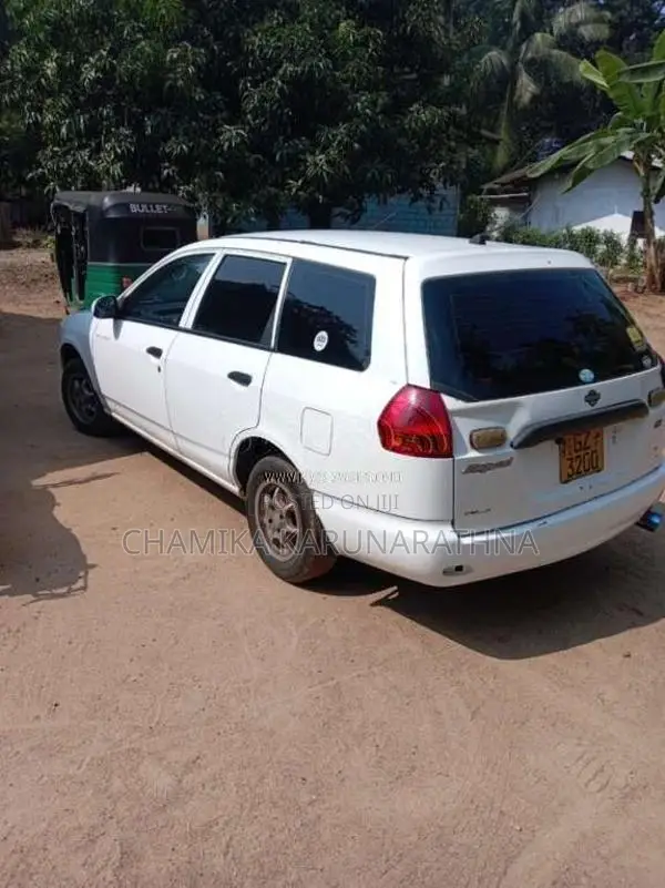 Nissan AD Wagon 2000 Car (Used)