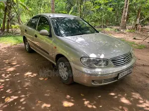 Nissan N16 2009 Car (Used)
