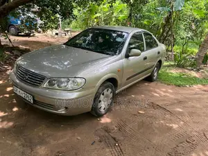 Nissan N16 2009 Car (Used)