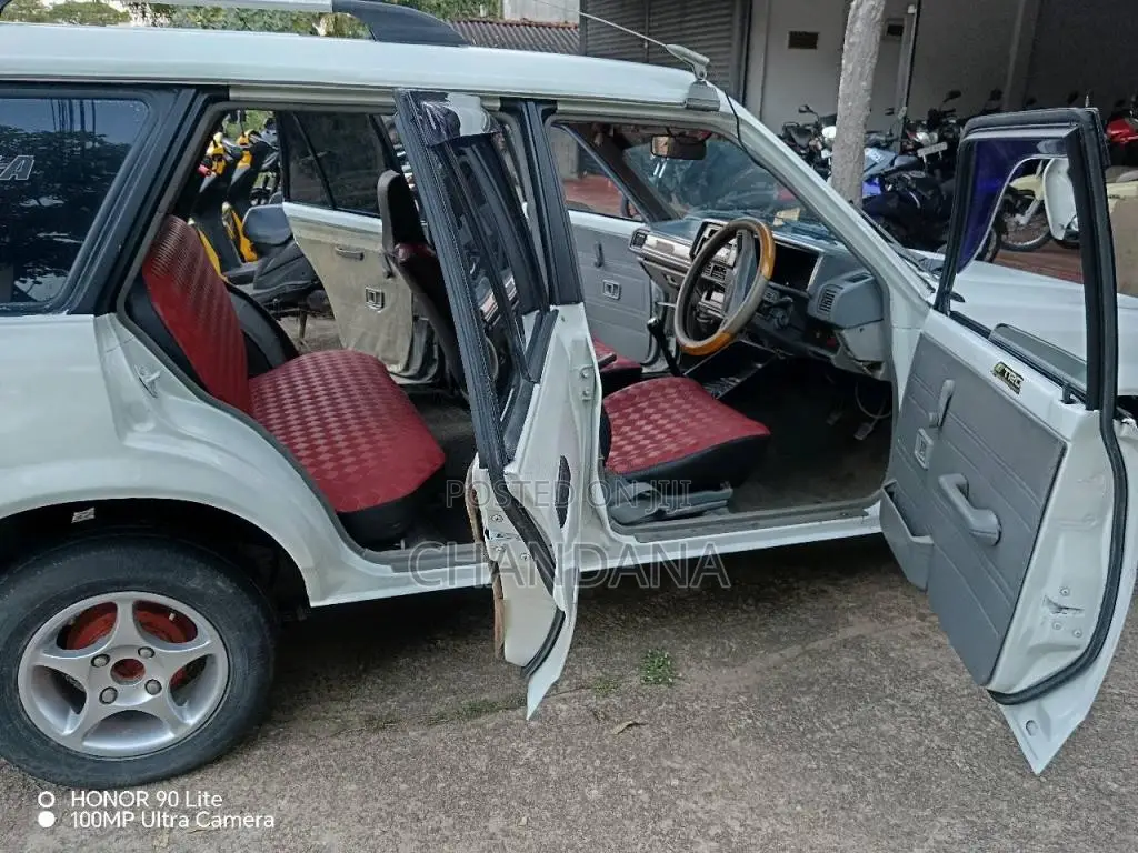 Toyota Corolla DX Wagon 1986 Car (Used)
