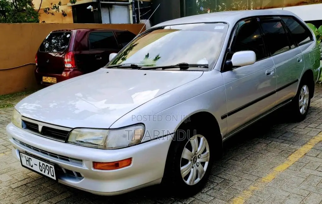Toyota Corolla 2003 Car (Used)