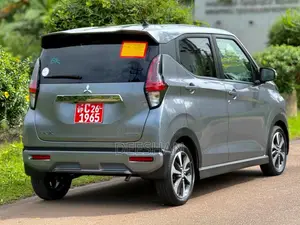 Mitsubishi EK X Cross G 2024 Car Unregistered (Recondition)