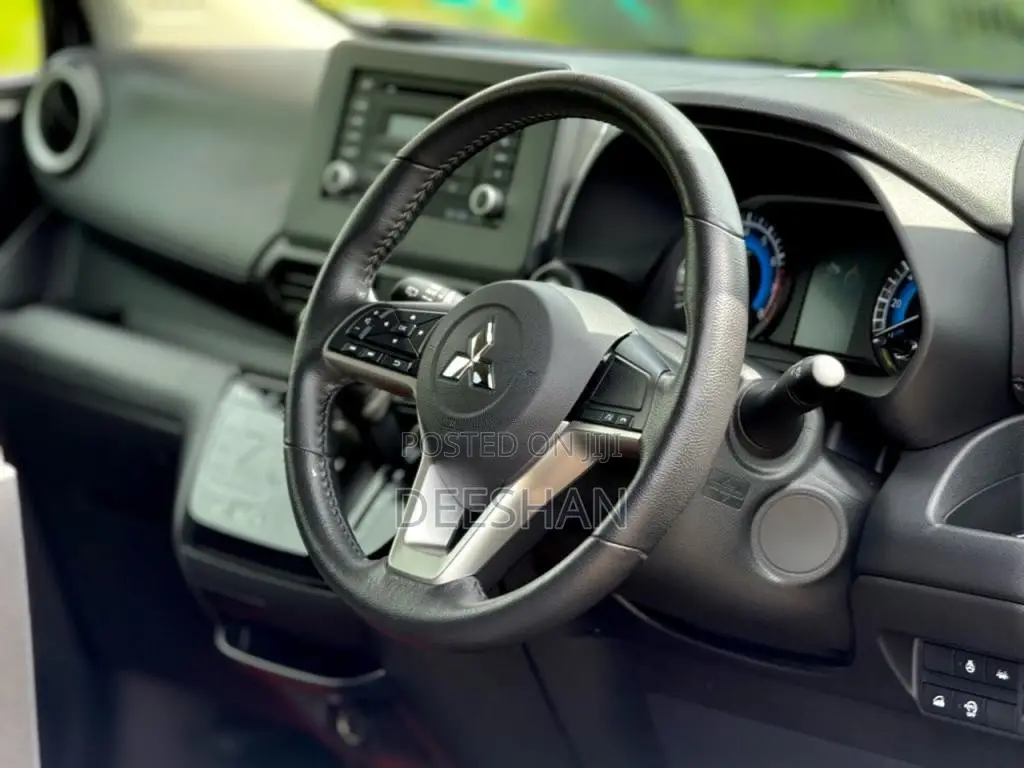 Mitsubishi EK X Cross G 2024 Car Unregistered (Recondition)