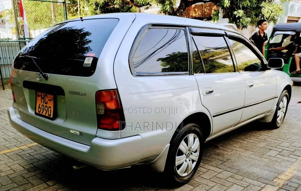 Toyota Corolla 2003 Car (Used)